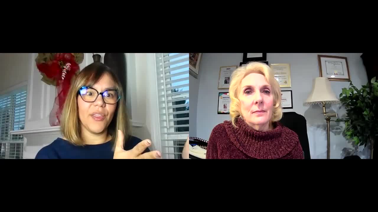 #Momlife Chat with Cynthia L. Simmons and Mavian Arocha-Rowe
