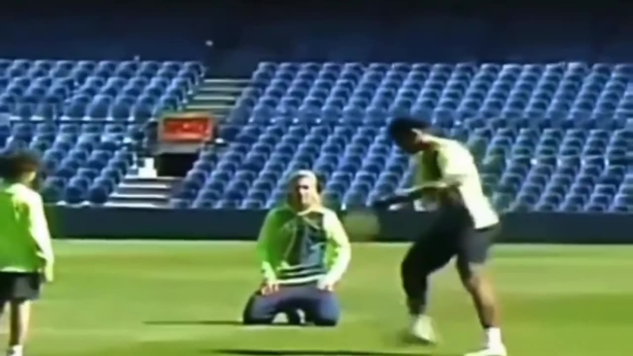 Ronaldinho: A Sole Show of Brilliance ⚽🌟 (Emotional Skills Compilation)