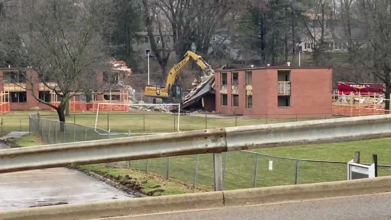 Goldsworth Valley Apartments Demolition