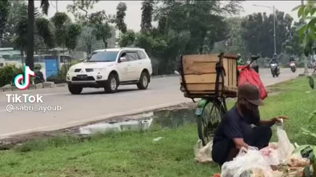 Sabri Virals ' kind of person we should all be'