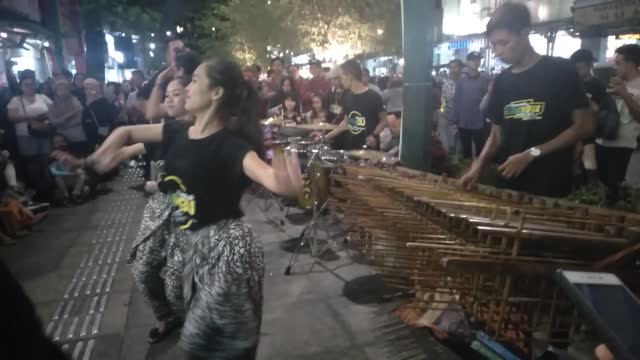 Amazing Malioboro Dancer