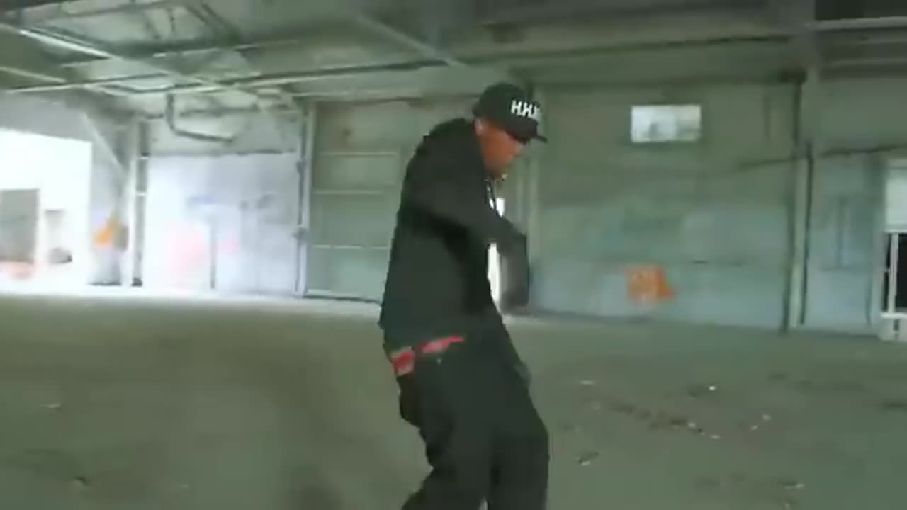 Crunchy Black (Three 6 Mafia) - "Where Da Cheese at" (VIDEO)