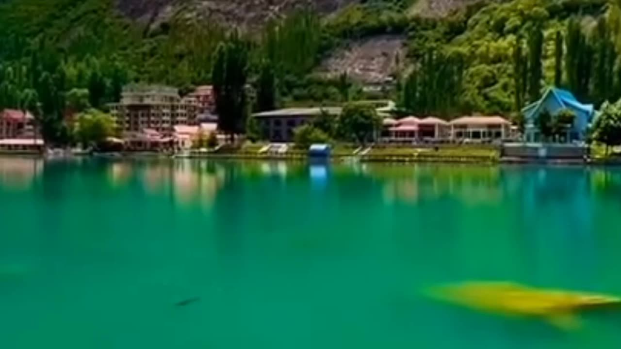 Swat Serenity: Exploring the Crystal Lakes and Majestic Mountains of Pakistan 🌊🏔️