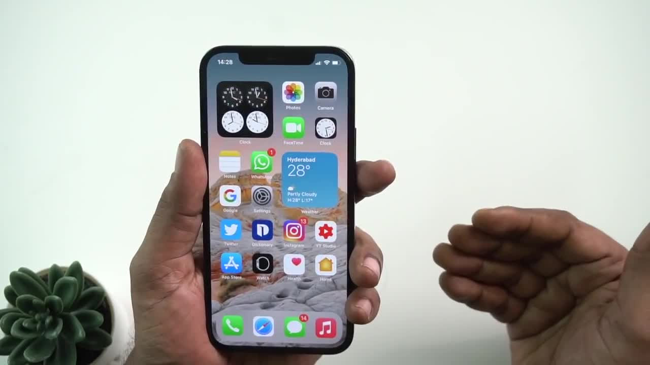 How to use Apple Wallet on iPhone/iPad/Apple Watch | Apple Pay in Indi