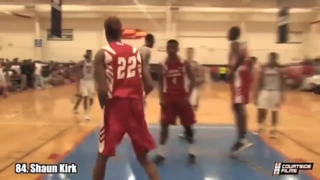 American College Students slam dunks