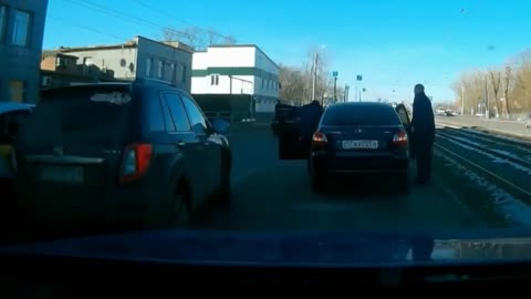 Private police end road rage in #russia😁😁😁