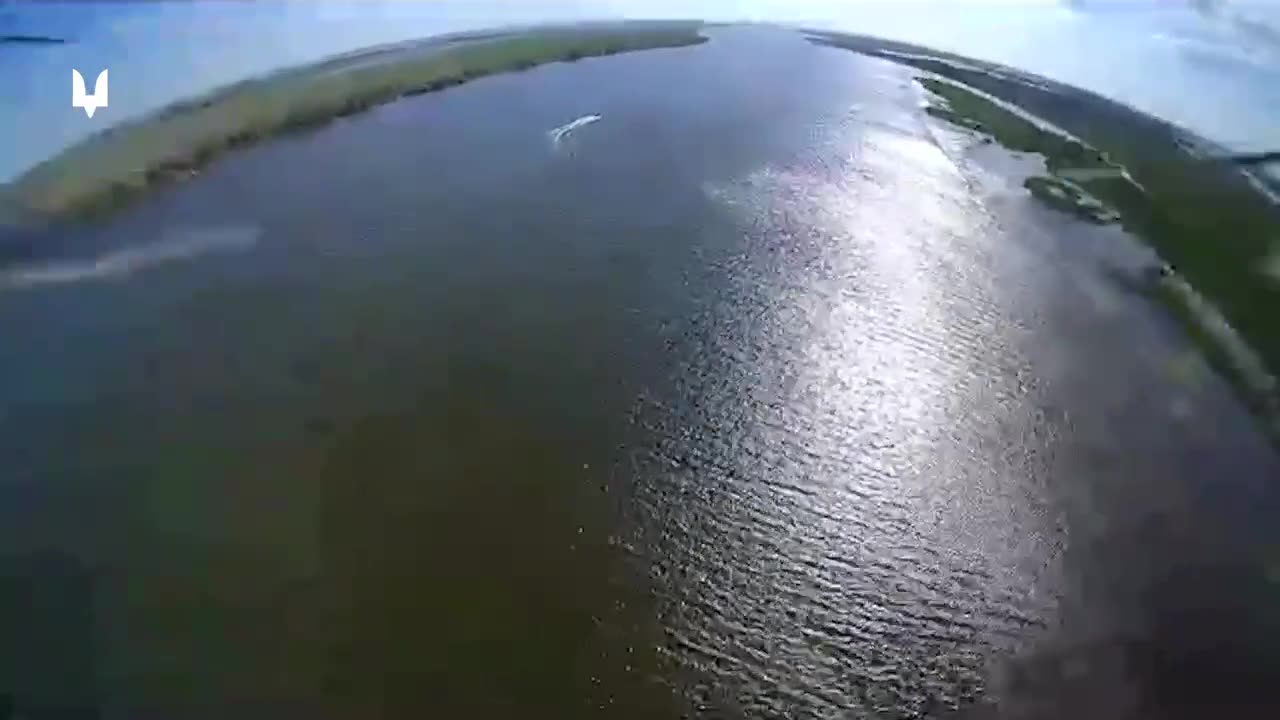 FPV drone of soldiers of the SSO of Ukraine destroys a boat with Russian invaders.