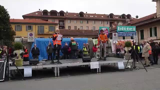 10 Aprile 2021 "RinascitaVCO"Verbania Manifestazione per la Costituzione