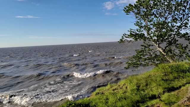 Watch These Means Waves in Slow Motion Crash Onto Cliffs and Shore