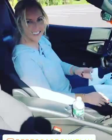 Beautiful Wife driving the Mclaren 720s!