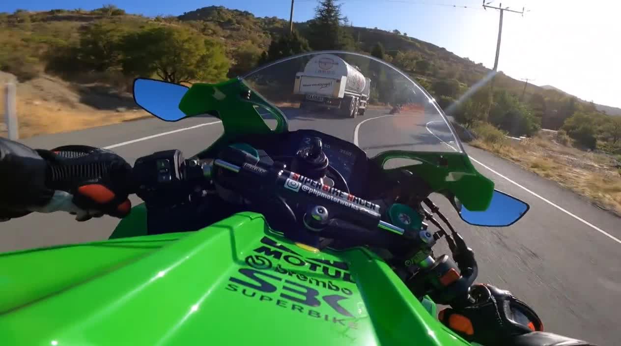 Kawasaki ZX10R daily ran mountain