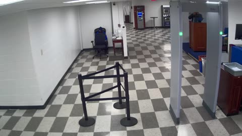 6135RHOBG3G3L8ScreeningArea8_2021-01-06_22h20min02s187ms.mp4