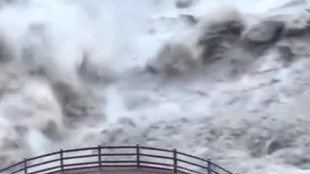 Love with dangerous waves