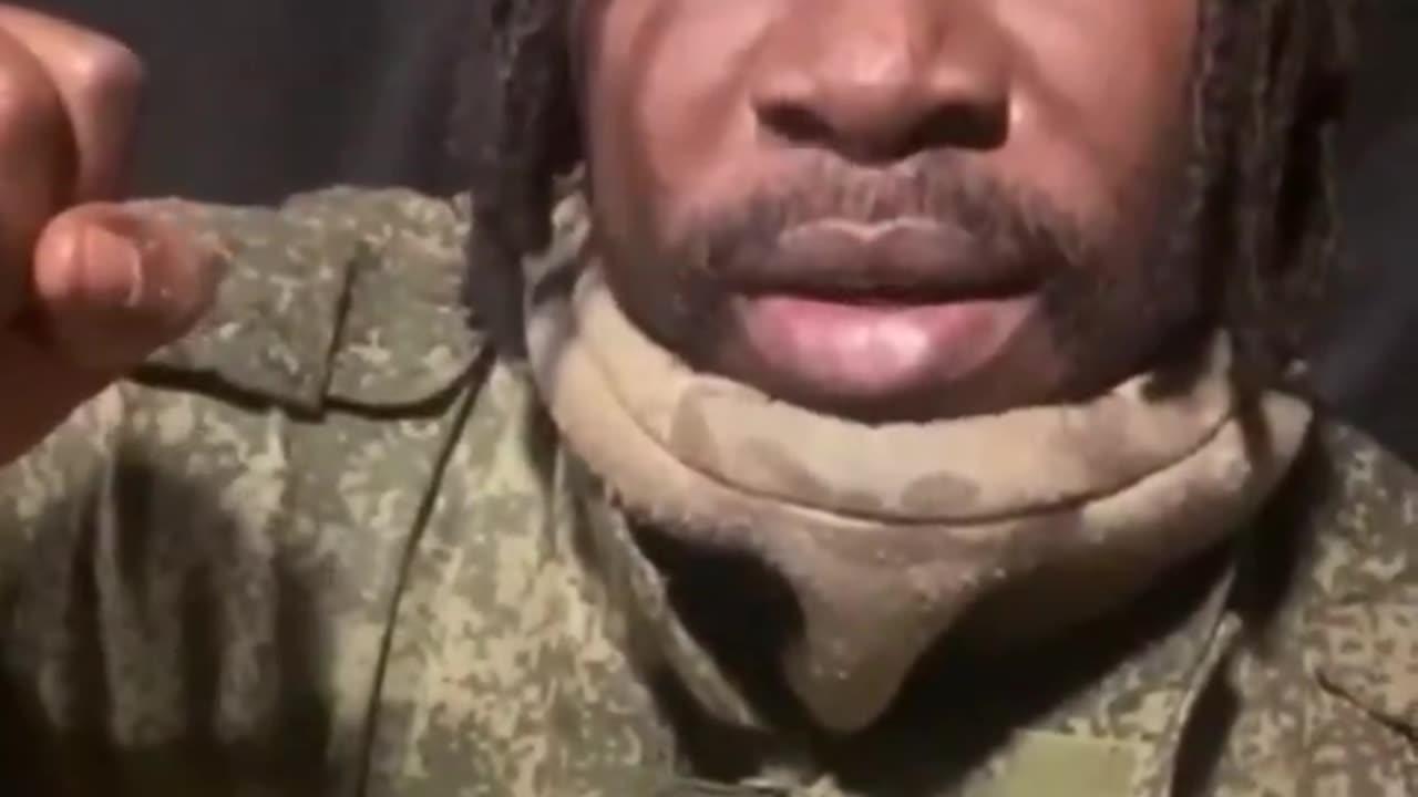 Samuel, an African volunteer who came to Ukraine, sings Gazmanov's song "Officers".