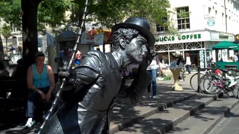 Charlie Chaplin life-ike Bronze Statue