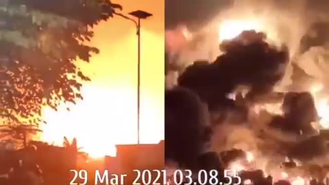 oil refinery explodes