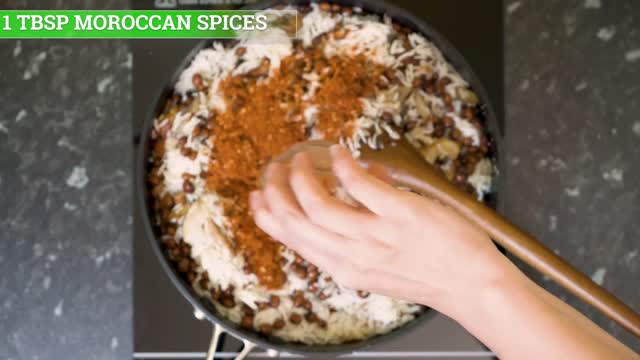 Super Easy | How to Make Moroccan Rice with Apricot | Fast and Practical | Vegan Recipe |