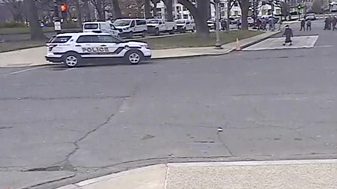 0784KIO00K23NJ-CNW_2021-01-06_11h00min00s687ms.mp4