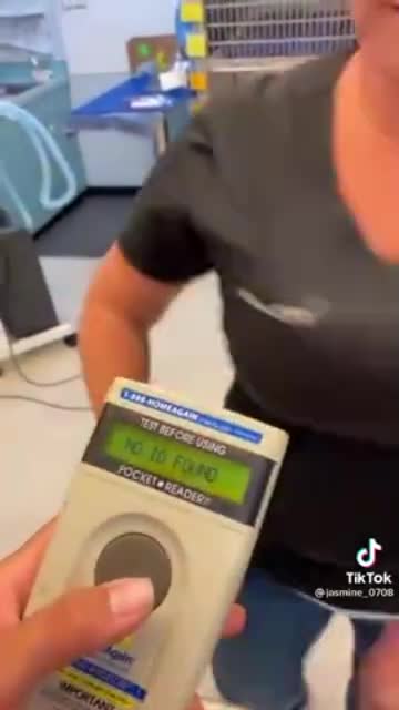 1393. 🚨Pet scanner working on "vaccinated" people/sheeple🌐