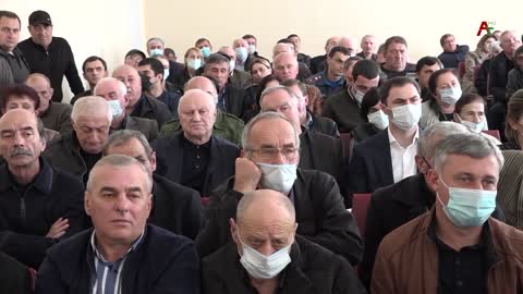 Аслан Бжания совершил поездку в Ткварчельский район