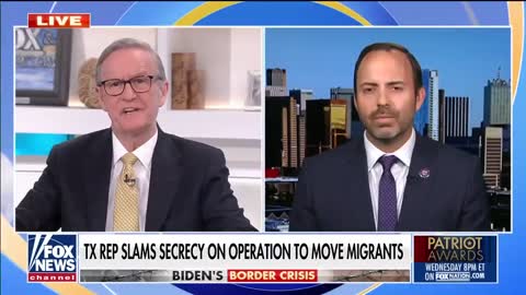 Lawmaker uncovers secret operation to move migrants within US