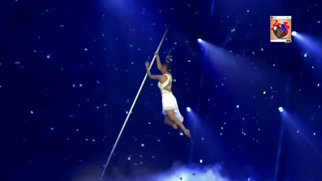 "Dream Girl" पर एक Dreamy Aerial Act | India's Got Talent | Kirron K, Shilpa S, Badshah, Manoj M