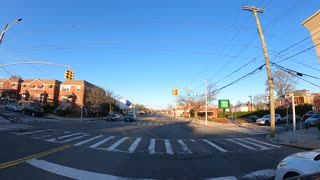 Driving Around Thru 04-17-2022 NYC New York Queens Northern Boulevard 4K (07)