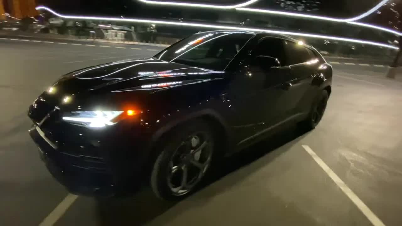 Lamborghini Urus Walk Around