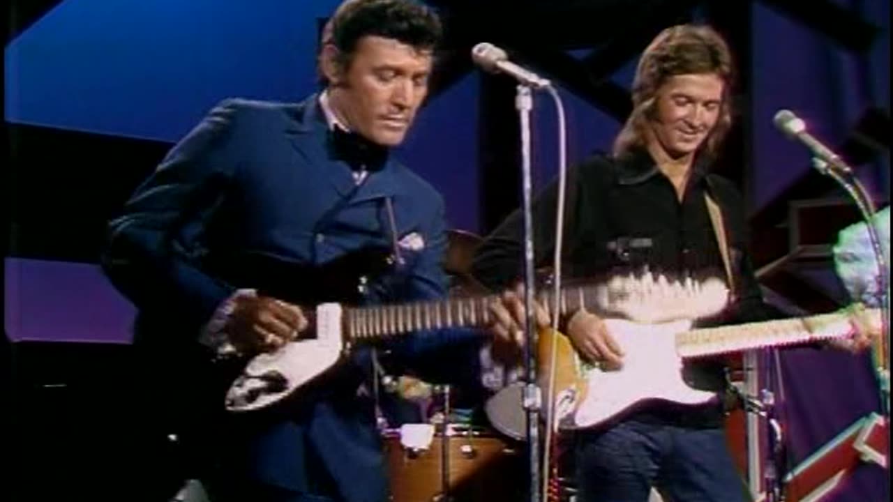 Carl Perkins, Johnny Cash & Derek And The Dominos - Matchbox = Live Johnny Cash Show 1971