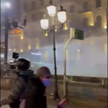 🇬🇪 Protests continue in Georgia ❗️Regime forces brutally beat ordinary people!