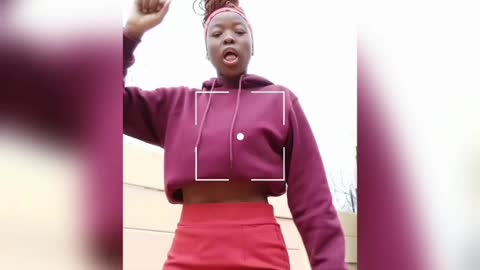 Dancing to hot 🥵 amapiano track