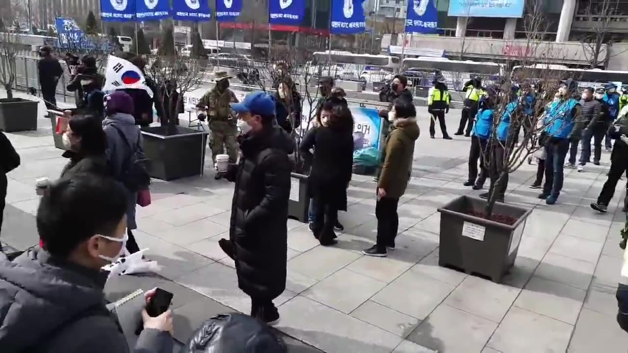 20200304_V3_S03(yIr9MdmocTw)YTN 그럴줄 알았어, 지금 이상황만 보고 200명참가했다!