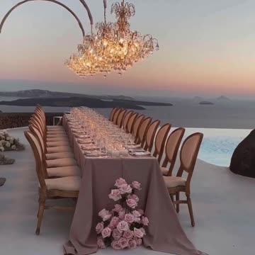 We fell in love with these chandeliers 🥰