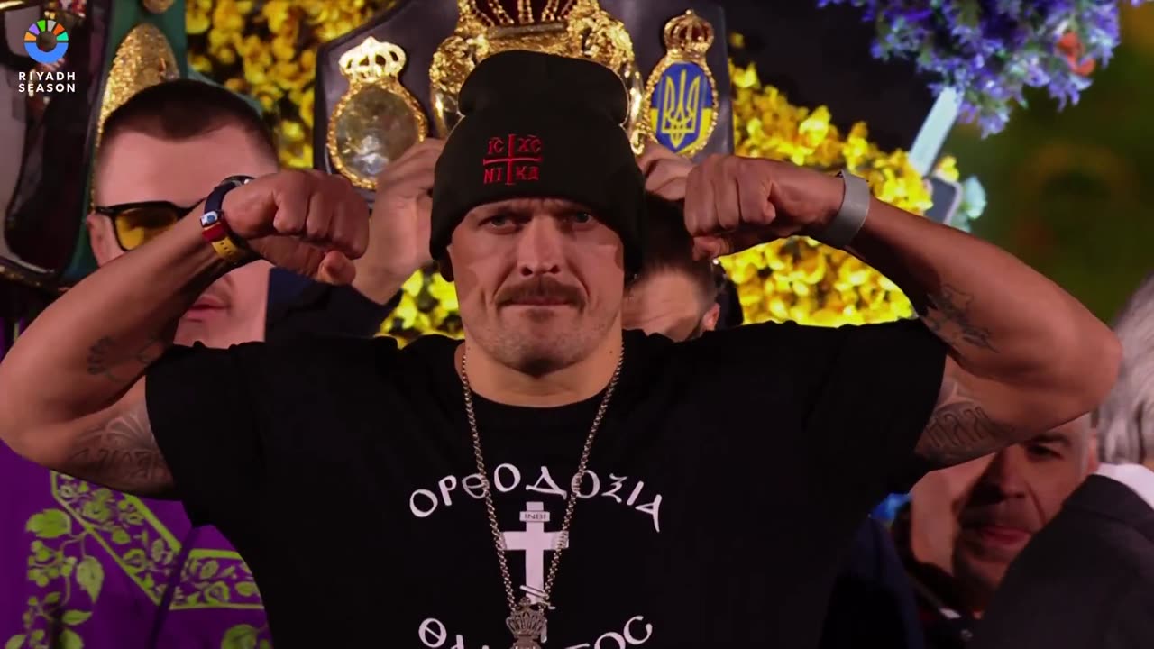 Oleksandr Usyk tips the scales at 226lbs