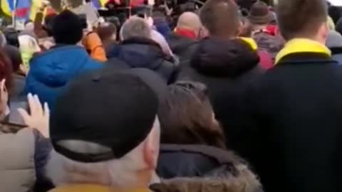 Discursul meu la protest: CU LUMINA VOM INVINGE INTUNERICUL PLANDEMIEI !