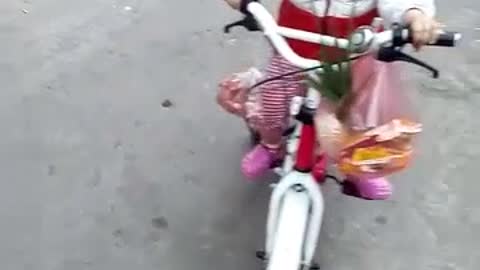 my daughter is going to market to buy meat for me