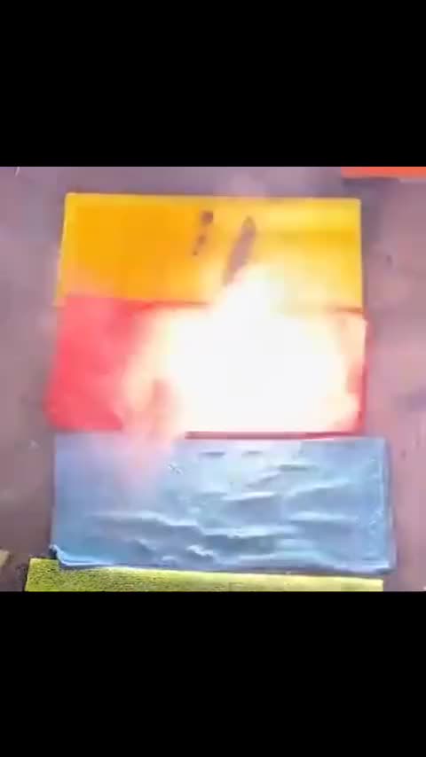 ARMI ENERGIA DIRETTA: Il blu respinge le onde elettromagnetiche