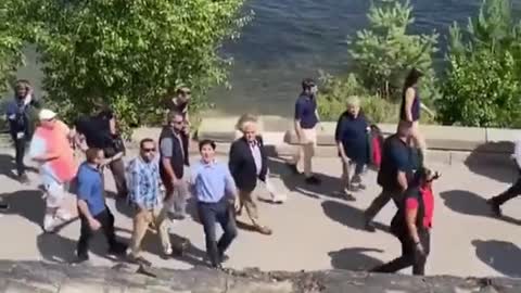 Based Citizens Accost Tyrant Trudeau on an Afternoon Walk "You're nothing but a communist pig!"