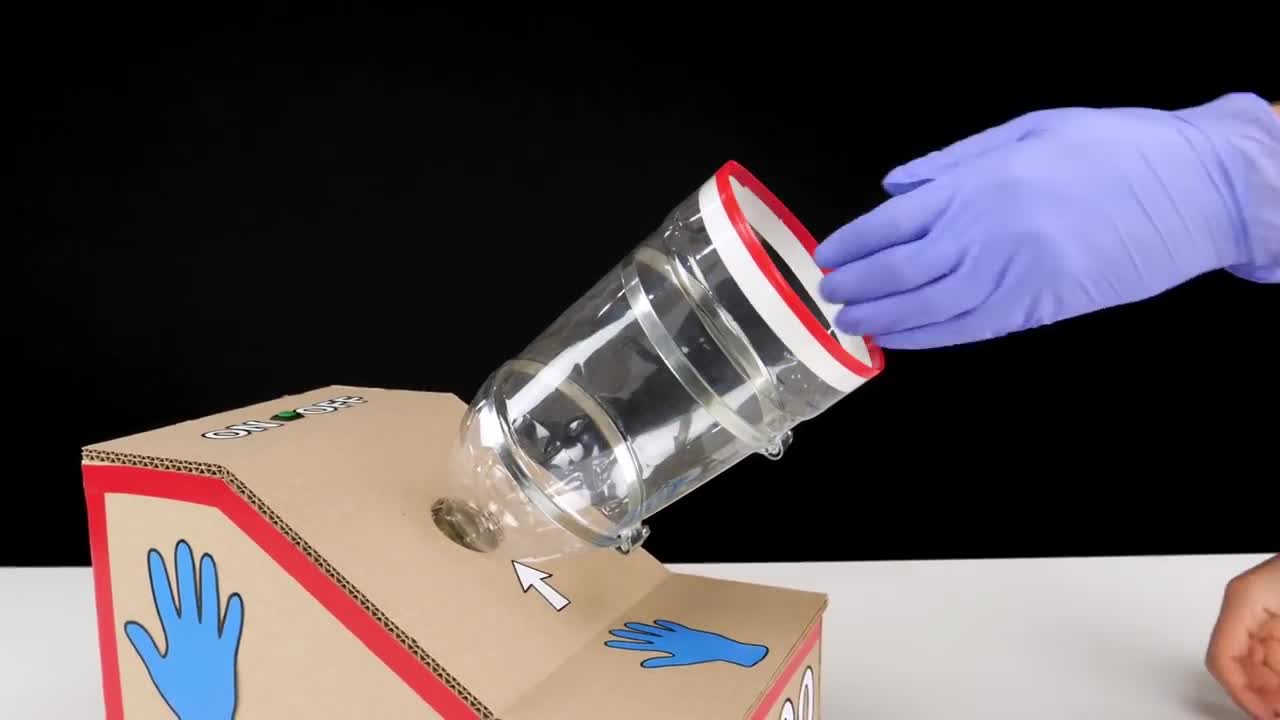 REVOLUTIONARY INVENTION THAT HELPS TO PUT ON GLOVES IN SECONDS