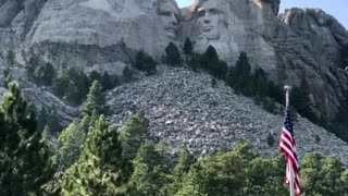 Mt. Rushmore pic collage