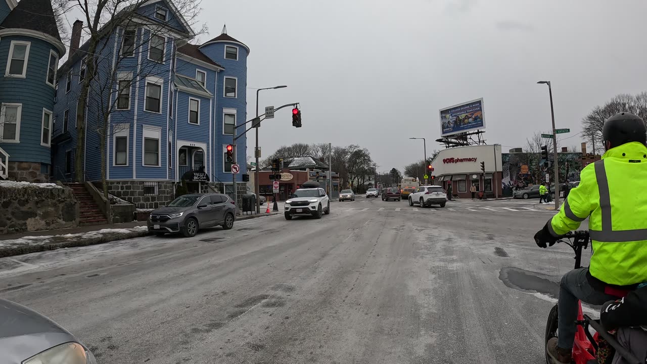 🚴🏻💥Boston Intersection Jamaica Plain look at lanes and paths