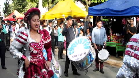 Dança Boliviana grupo Kantuta Bolivia