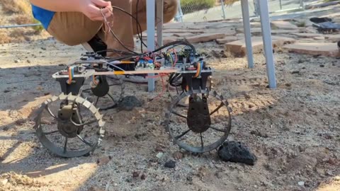 Robots helping Humans in Space