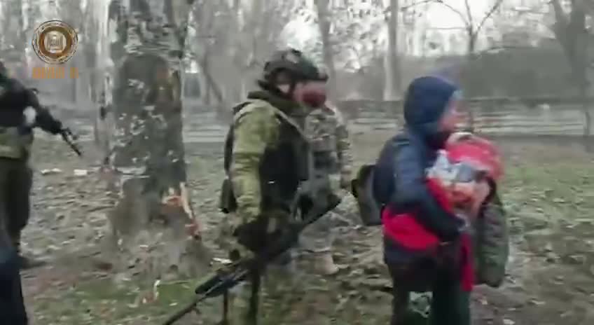 Chechen special forces working in Mariupol (19/03/2022)