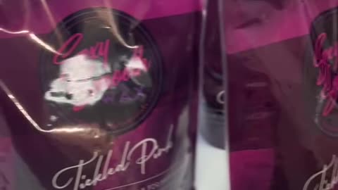 KeaChardone Reveals Sexy Smooth Tickled Pink Hard Wax Packs!