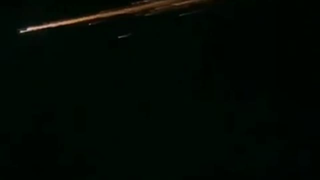 Meteor falling recorded in India sky