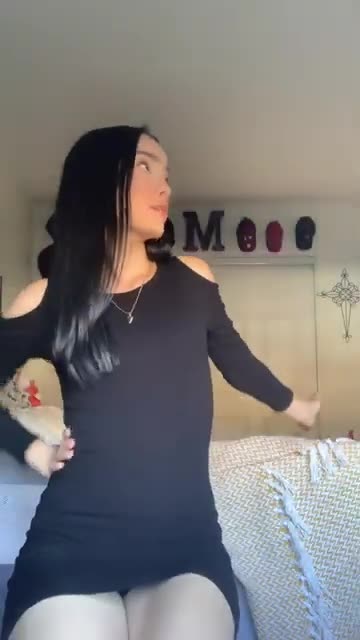 Hot TikTok Divas Who Are Slaying the Game! 💃✨