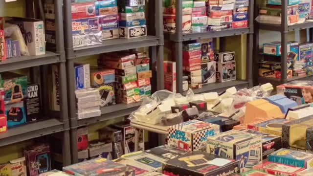 Largest collection of payable gaming systems: 2,430 by Linda Guillory