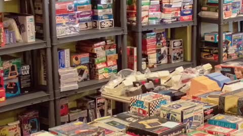 Largest collection of payable gaming systems: 2,430 by Linda Guillory
