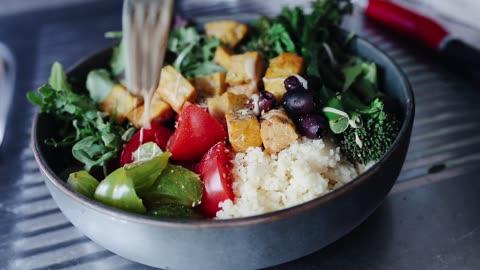 WHAT I EAT IN A DAY to stay healthy at HOME (vegan)